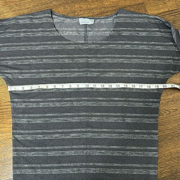Athleta Gray Stripe with Shimmer Dory Dolman - Size XS - Picture 9 of 12